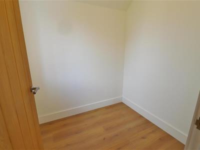 DRESSING ROOM